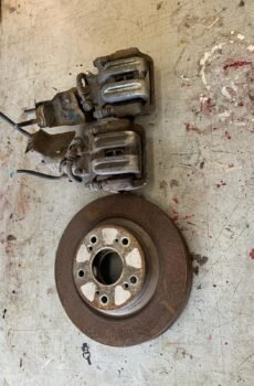 HONDA S2000 2007 REAR BRAKE CALIPERS & DISCS
